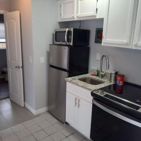 Tropical Sky Ranch Motel Clearwater Beach Esterno foto
